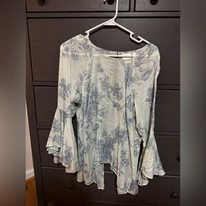 LC Lauren Conrad Blue and Cream Floral Blouse